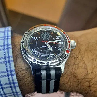 Vostok Zissou men's casual sport watch with black silicone strap (used)