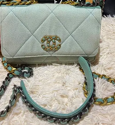Mint Quilted Chain Shoulder Bag - Small Crossbody