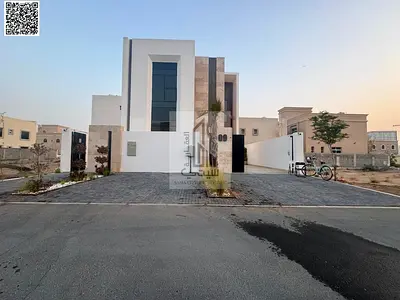 Villa for Sale in Al-Haliyo Area Features: 5 Master Bedrooms • Majlis with Bathroom • Living Room with Bathroom • Main Kitchen • Maid's Room •