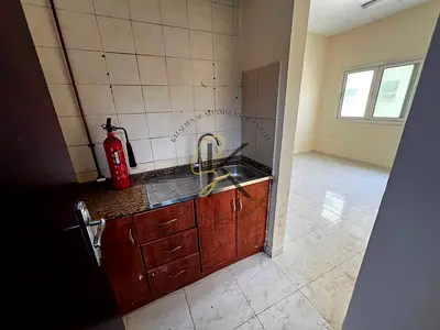 Studio for family \\ prime location \\ muwaileh \\ just 18k