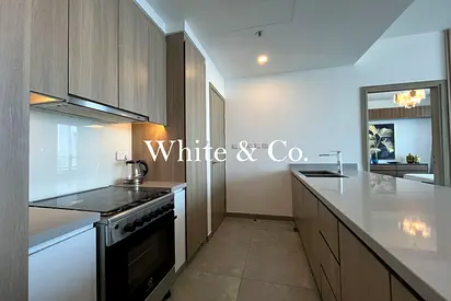 Fully Furnished 1BR with Stunning Views