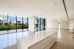 Exclusive Unit | Lake View | Premium Amenities