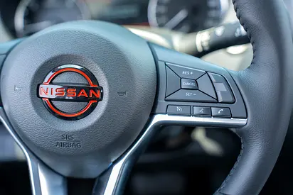 2025 Nissan NAVARA — миниатюра 11