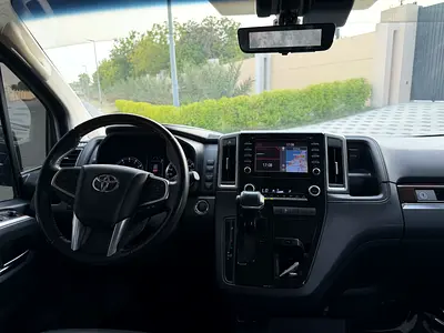 صورة 3 لـ 2022 Toyota GRANVIA