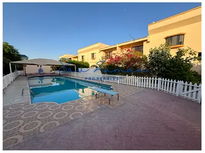 HUGE 4BR MAIDS PRIVATE GARDEN SHARED POOL SAUNA GYM SQUASH COURT