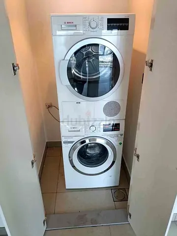 Bosch series 6 digital 9 kg Washer and Tumble Dryer Set - Good Condition