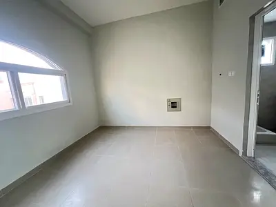 Near to wesgreen school studio just in 16k family building at prime location