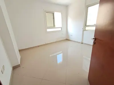 Specious 1bhk apartment // Front of muwaileh park for family // just 33k rent