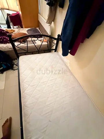 Single metal bed frame with mattress - good condition