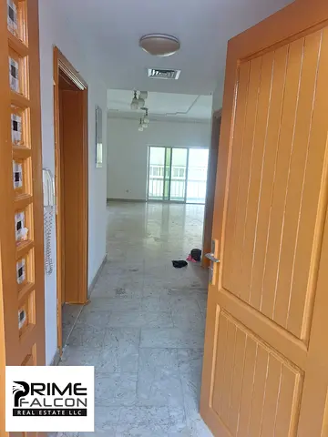 Spacious 3-Bedroom Villa with Maid’s Room | Quiet Mirdif Location