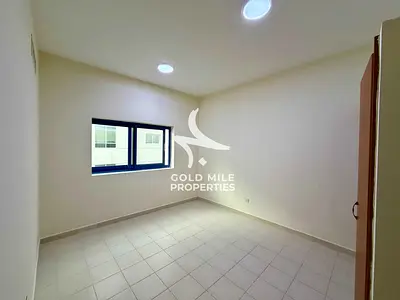 Family Sharing & Staff || Spacious Layout || 6-Cheques || Close To Metro
