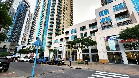 Iconic Skyline Views | Ready to Move | High Floor