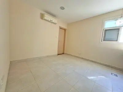 Like a brand new studio available in Muwailah