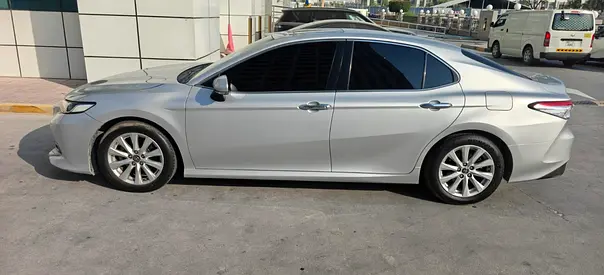 2019 Toyota CAMRY — фото 3