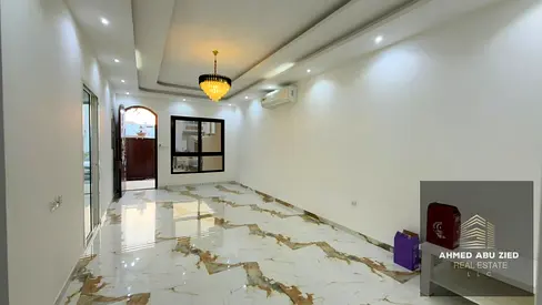 افخم تشطيبات مودرن / غرف ماستر / غرفه خادمه / مجلس كبير / مناسب للعائلات الباحثه عن الخصوصيه/ ارتداد للباركن / لوكيشن مميز جدا / تسهيلات في الدفعات