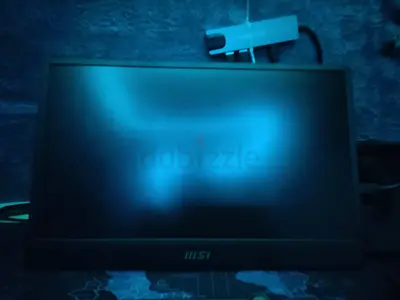 Saling my msi claw 8ai+ and Portable MSI USB-C Monitor Good Condition