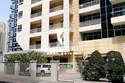 Unfurnished | Spacious Unit | Prime Location