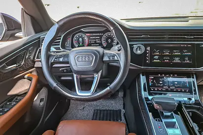 صورة 10 لـ 2019 AUDI Q8