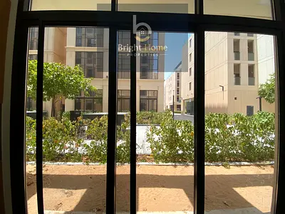 Bright & Spacious Apartment with Huge Ground-Floor Balcony
