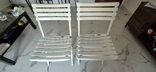 Set of 2 White Slatted Outdoor/Patio Chairs - Lightweight Plastic