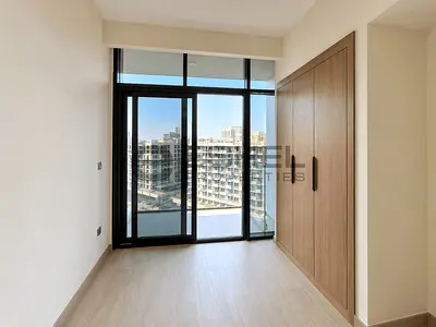 Prime Location | Unfurnished I Ready to Move In