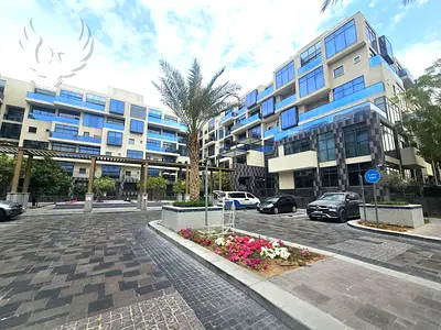 VACANT | Modern 2 bed with Maids | Garden Facing