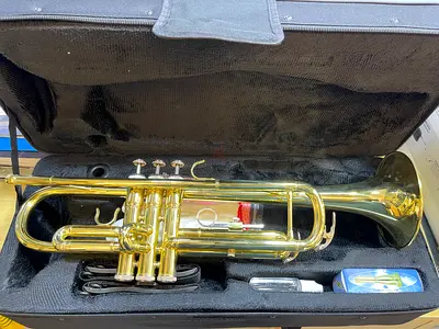 Brand new Trumpet in Case with Accessories - Good Condition