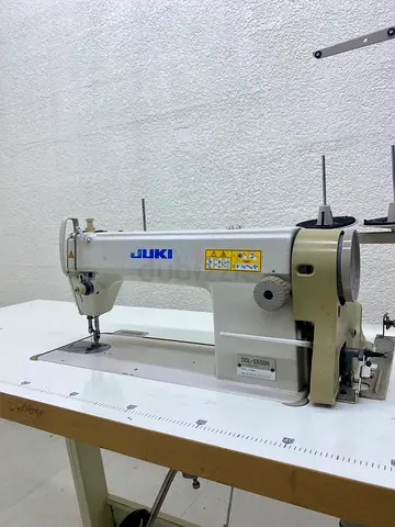 Juki DDL-5550N Industrial Sewing Machine – Clutch Motor – Excellent Condition