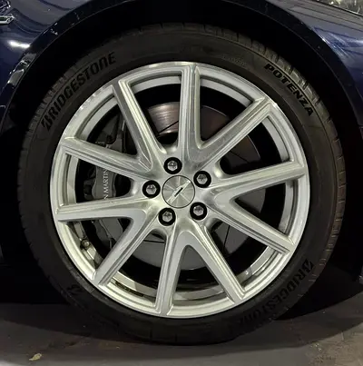 2014 Aston Martin VANTAGE 照片 19
