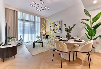Multiple Options with 1.4 million | 20/80 Payment Plan | Vacant | Closed kitchen