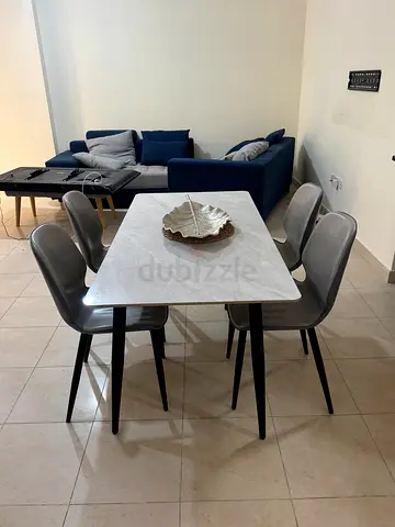 Compact 4-Seater Marble-Top Dining Table with Chairs