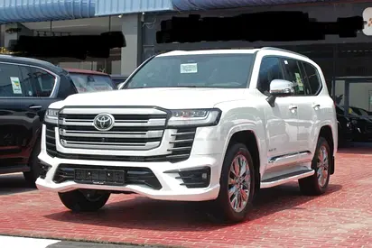 Toyota Land Cruiser VXR V6 3.5L Twin Turbo - Brand New - GCC Specs-Under Warranty from Local Dealer