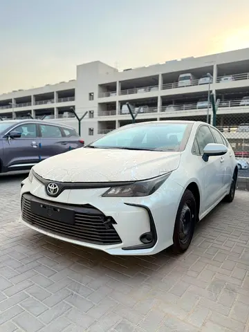 TOYOTA COROLLA 1.6 XLI-E 2026 - WHITE *EXPORT ONLY*
