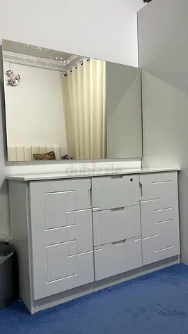 White Dressing Table with Mirror