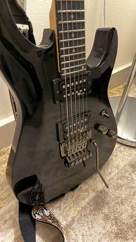 Schecter SGR C1 floyd rose version with padded bag