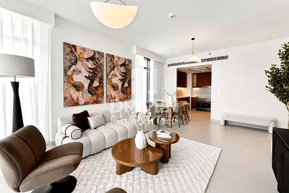 Corner Unit | Beautiful Interior with Maids Room