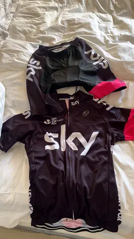 cycling clothing