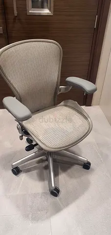 Herman Miller Areon Classic Chairs For Selling