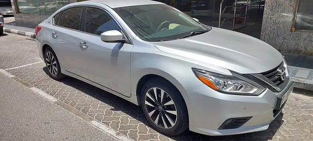 2018 Nissan ALTIMA — фото 5