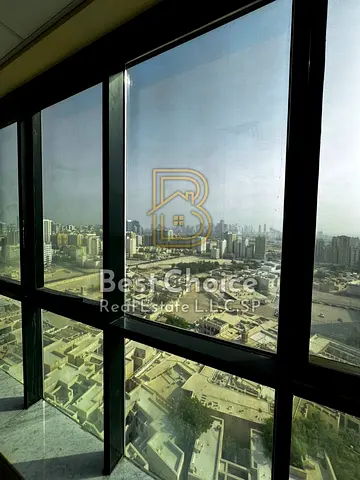 Luxury Full-Floor Office for Annual Rent in Al Shoyoukh, Sharjah Corniche, 5,300 Sq. Ft., Open Space, Glass Façade, Stunning Water View, Free AC