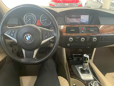 2008 BMW 5-SERIES 照片 2