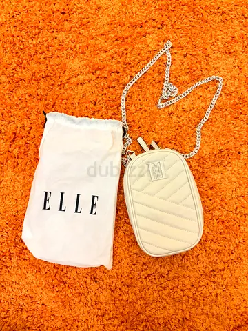 Declutter Sale: Elle Sling for AED 75!