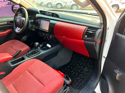صورة 8 لـ 2022 Toyota HILUX