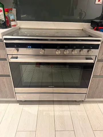 Siemens New Model 5Burner Gas & Oven Electric Cooker 90cm