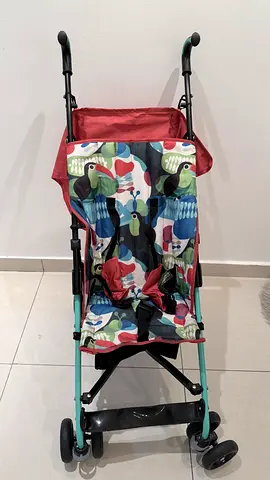 Juniors lightweight stroller - compact and foldable