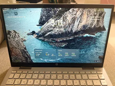 Lightweight 14-inch Laptop - Good Condition, Ready to Use