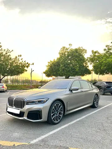 بي إم دبليو 730Li موديل 2021