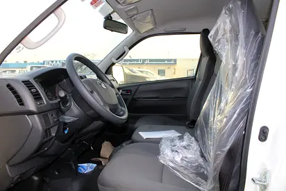 2025 Toyota HIACE 照片 6