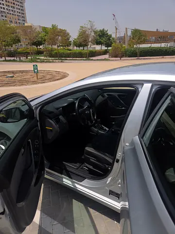 2015 Hyundai ELANTRA 照片 4