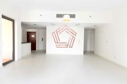 Upgraded | Marina View | Vacant